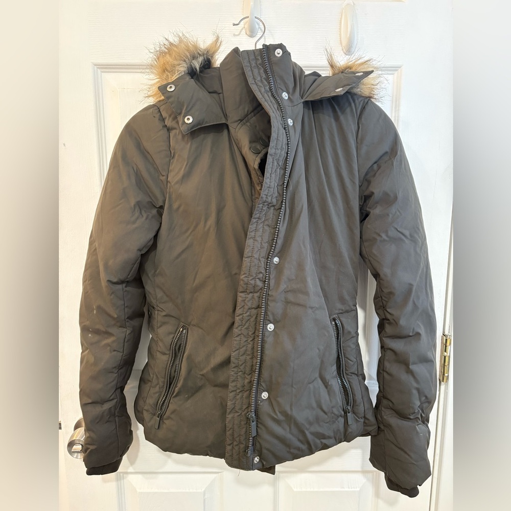 H&M Women’s Puffer Jacket with Fur Trim - Dark Gray